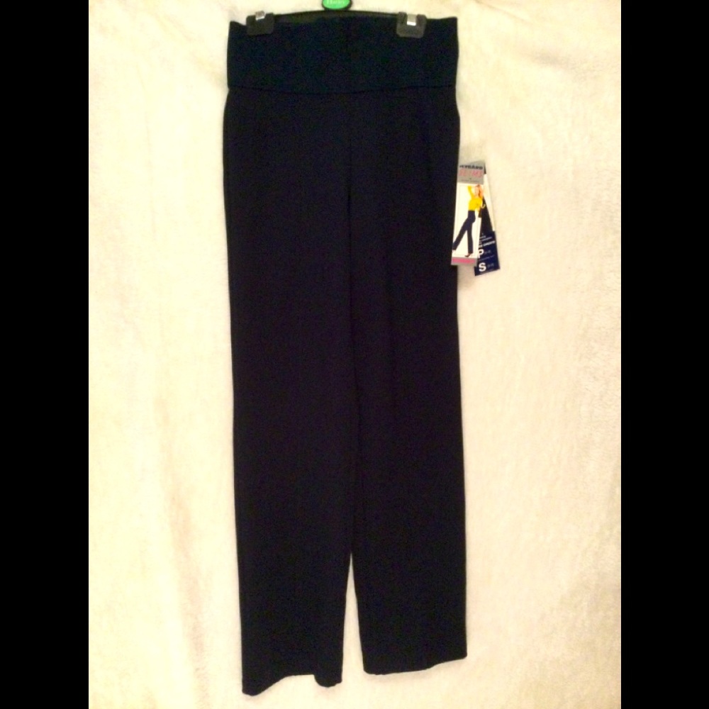 💎NWT💎NYGARD SLIMS BLACK PANTS